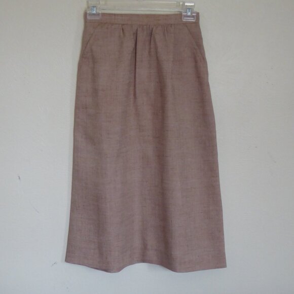 Classic Vintage Suite by Peabody House - Picture 2 of 6